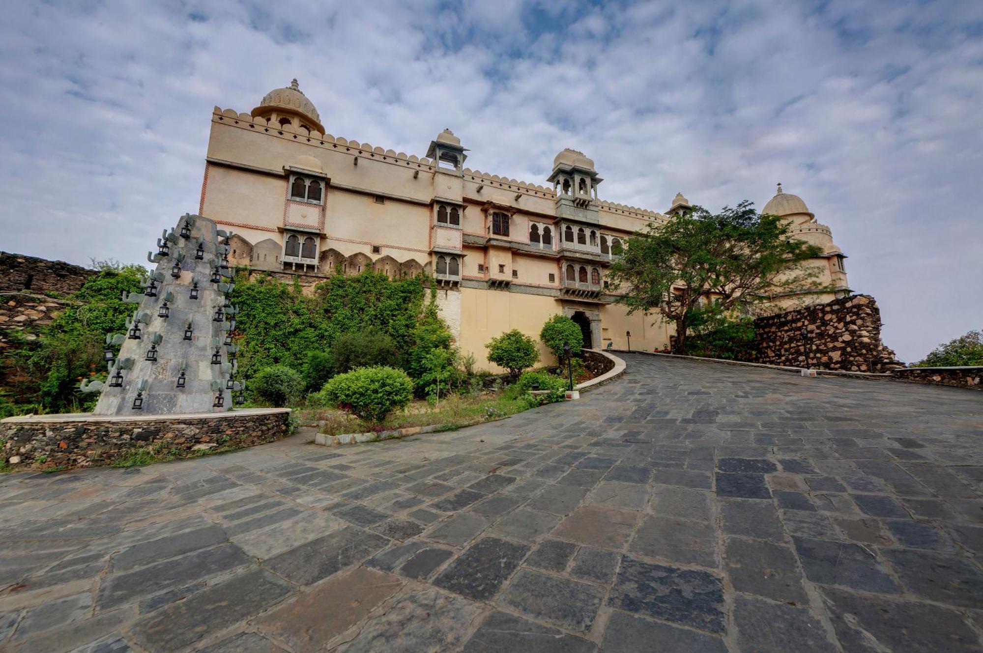 The Fern Bambora Fort, Bambora, Udaipur Eksteriør bilde